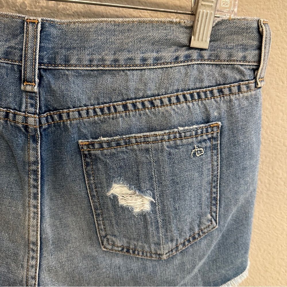 rag & bone | 26 | Distressed Jean Shorts gunner 2.5” inseam - Picture 4 of 8